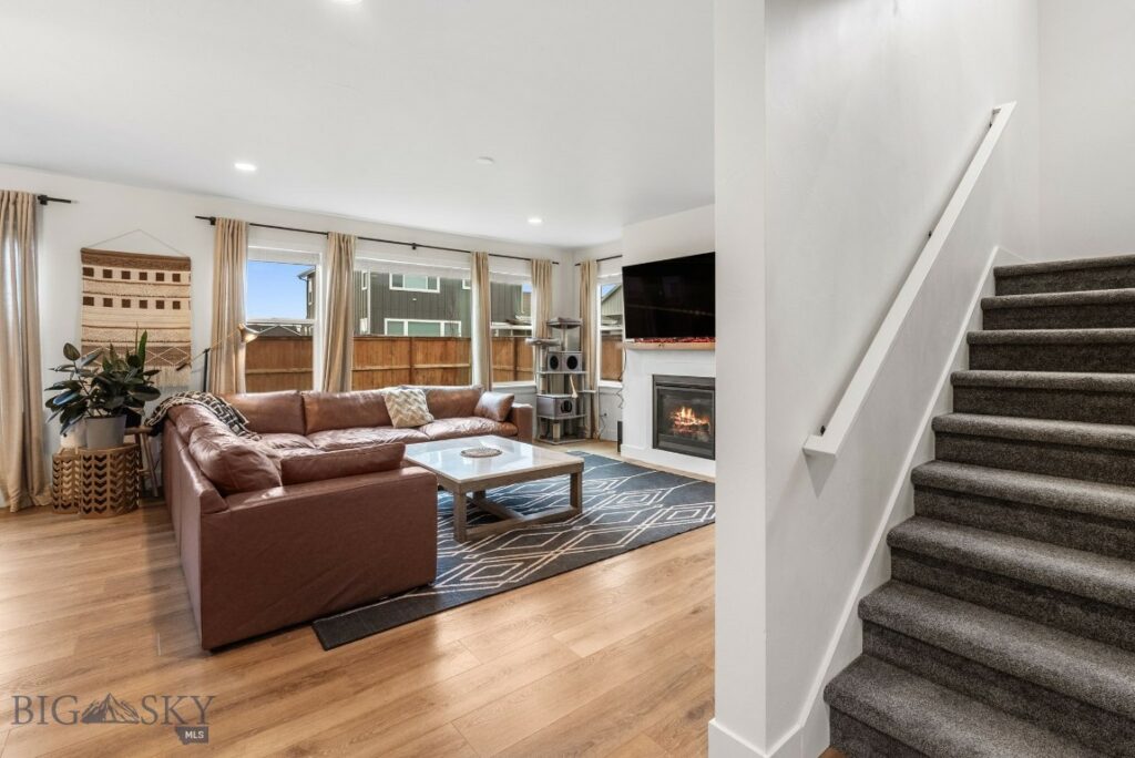 1516 Deadwood Loop, Belgrade MT 59714