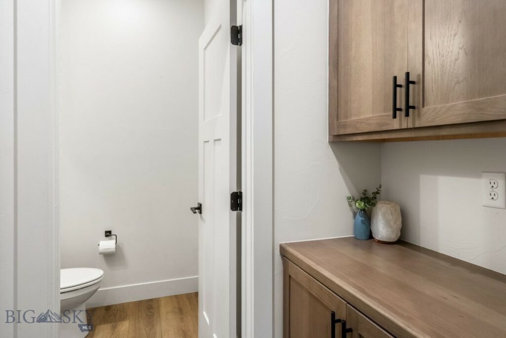 1516 Deadwood Loop, Belgrade MT 59714