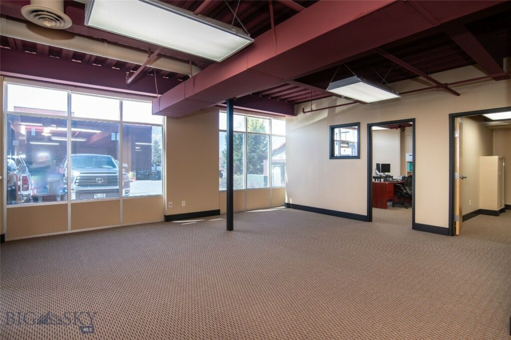 3701 Trakker Trail, Bozeman MT 59718