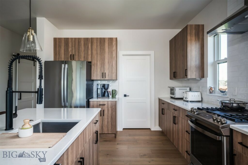 1698 Ryun Sun Way, Bozeman MT 59718