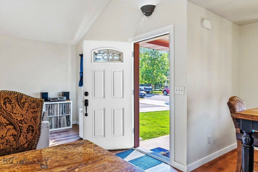 250 Jackson Lane, Belgrade MT 59714