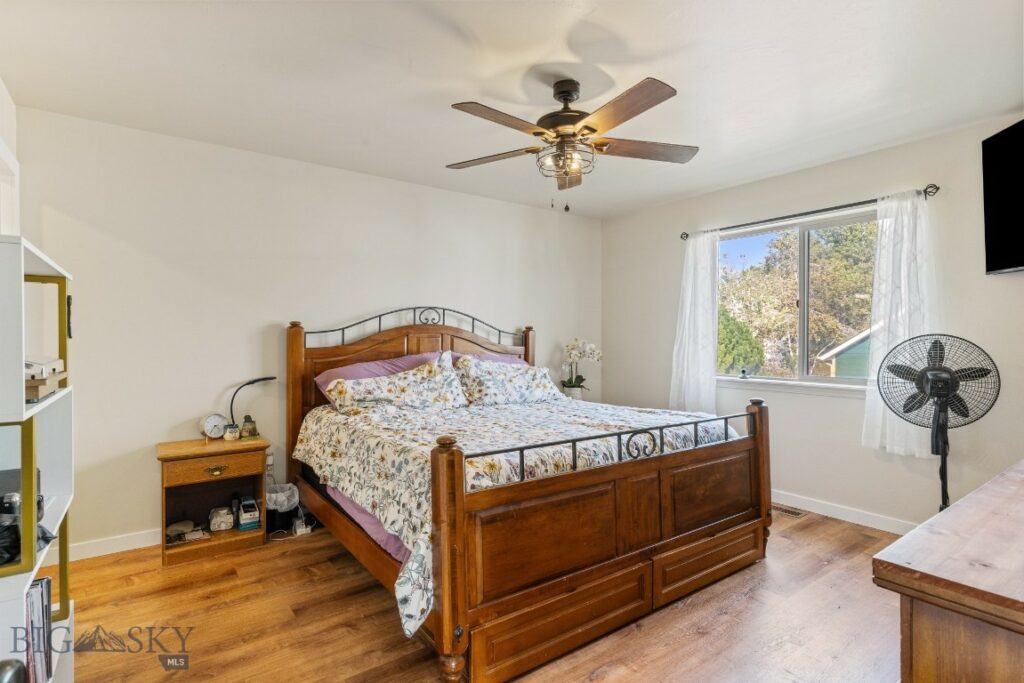 250 Jackson Lane, Belgrade MT 59714