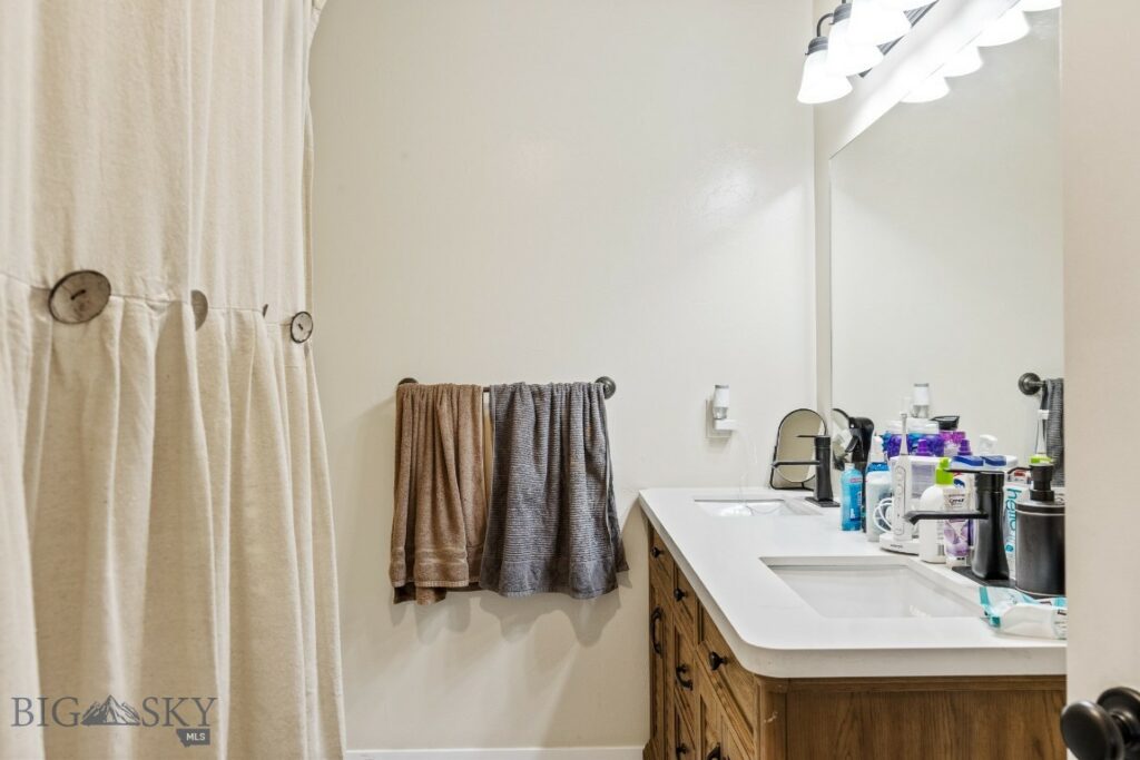 250 Jackson Lane, Belgrade MT 59714