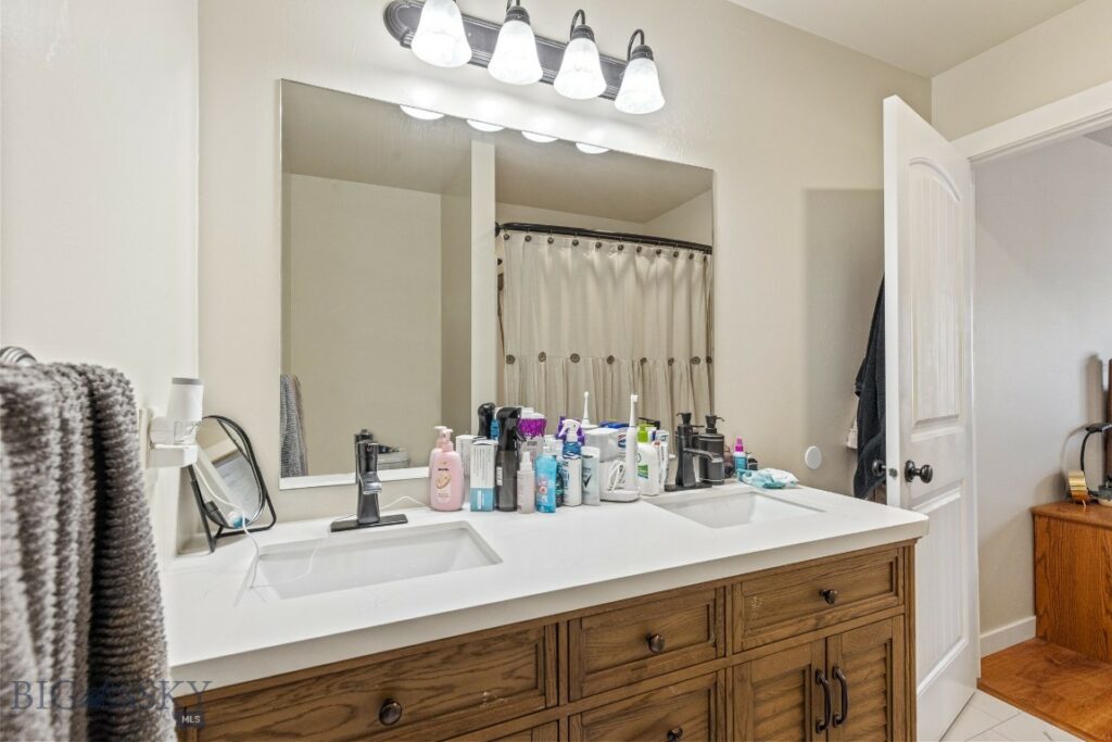 250 Jackson Lane, Belgrade MT 59714