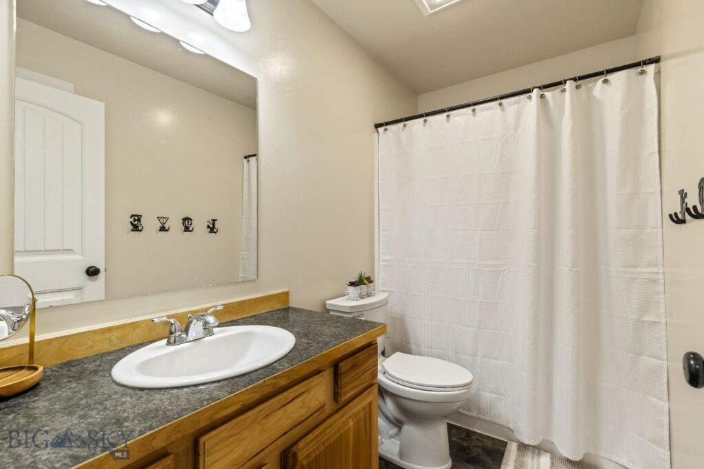 250 Jackson Lane, Belgrade MT 59714