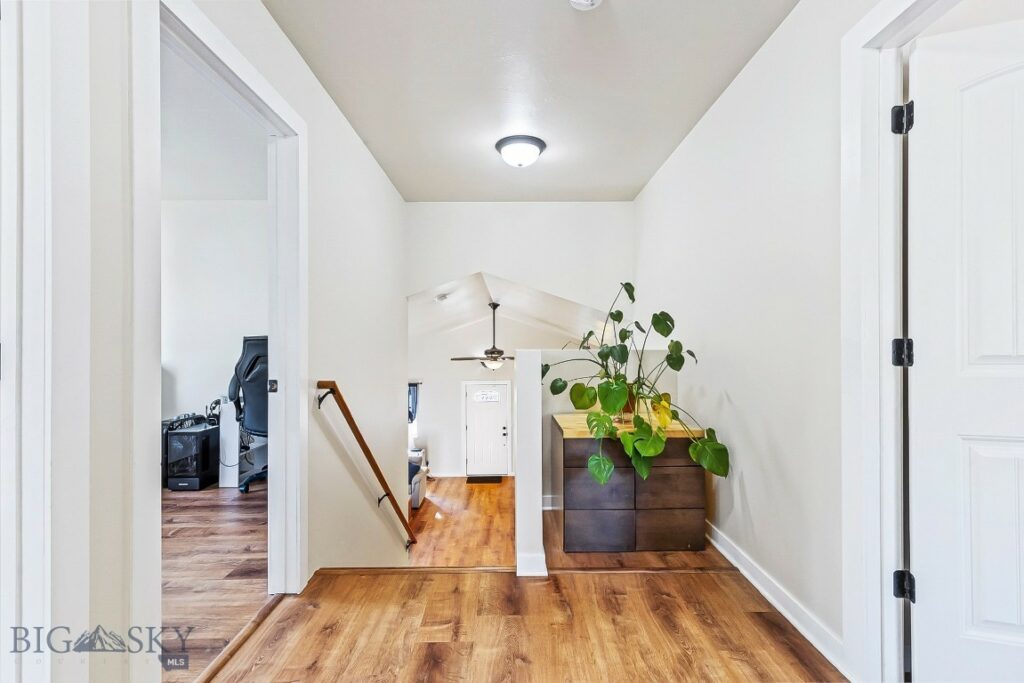 250 Jackson Lane, Belgrade MT 59714