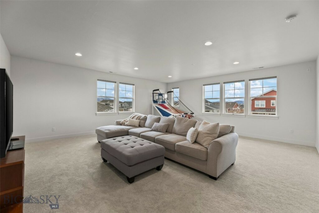 1505 Deadwood Loop, Belgrade MT 59714