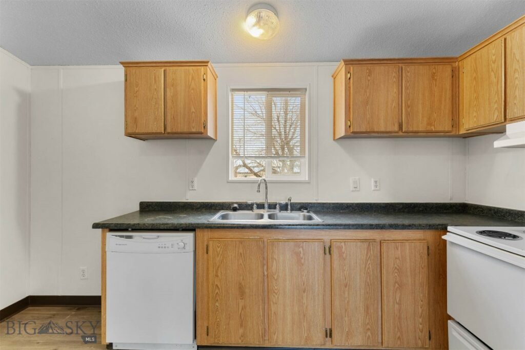 53 Sunlight Avenue, Bozeman MT 59718