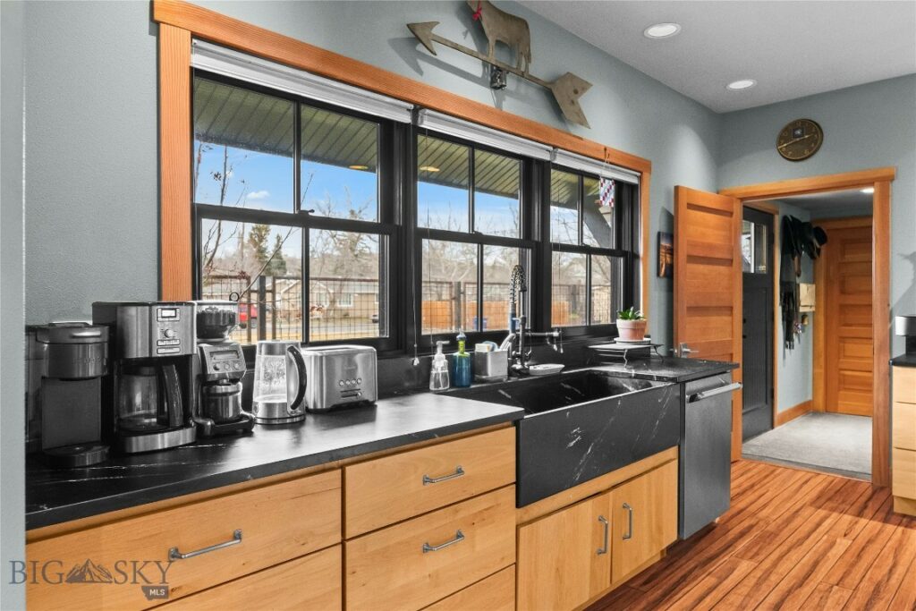 105 S 5th Street, Livingston MT 59047