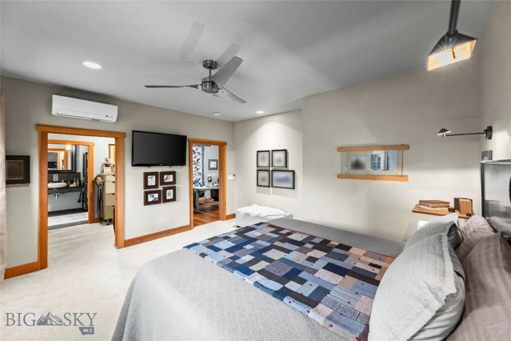 105 S 5th Street, Livingston MT 59047