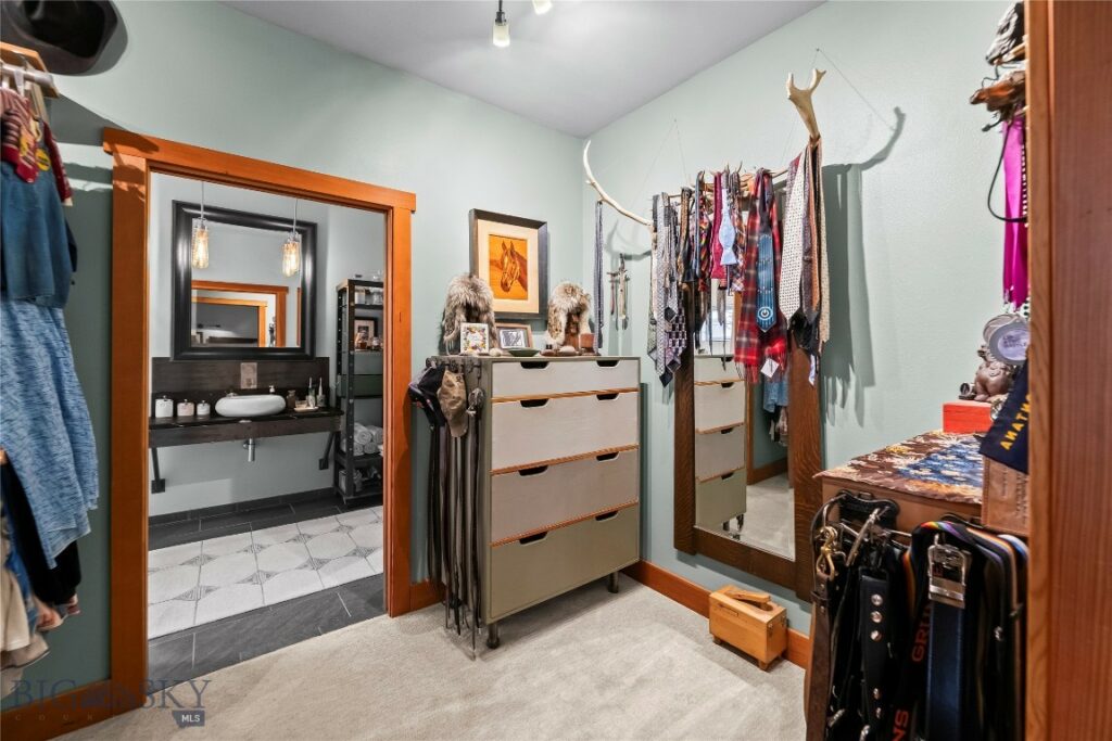 105 S 5th Street, Livingston MT 59047