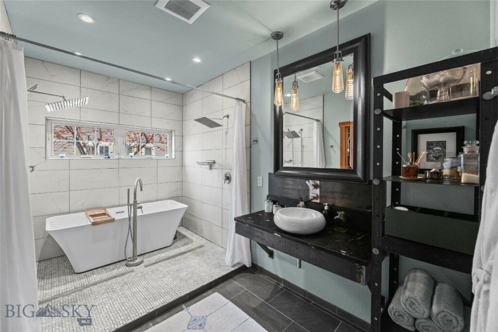 105 S 5th Street, Livingston MT 59047