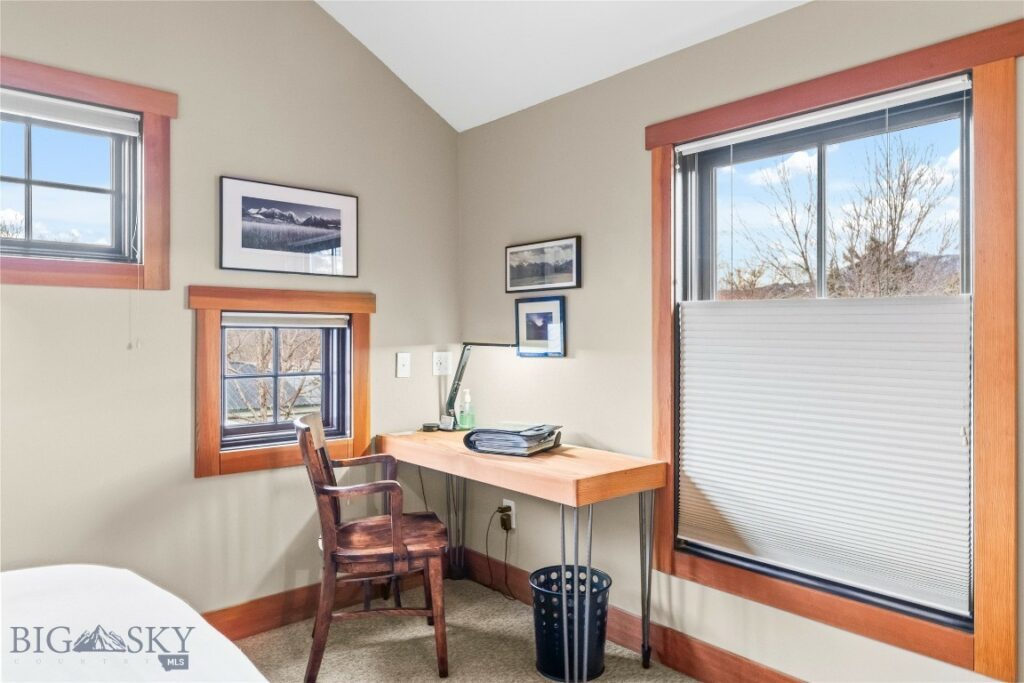 105 S 5th Street, Livingston MT 59047