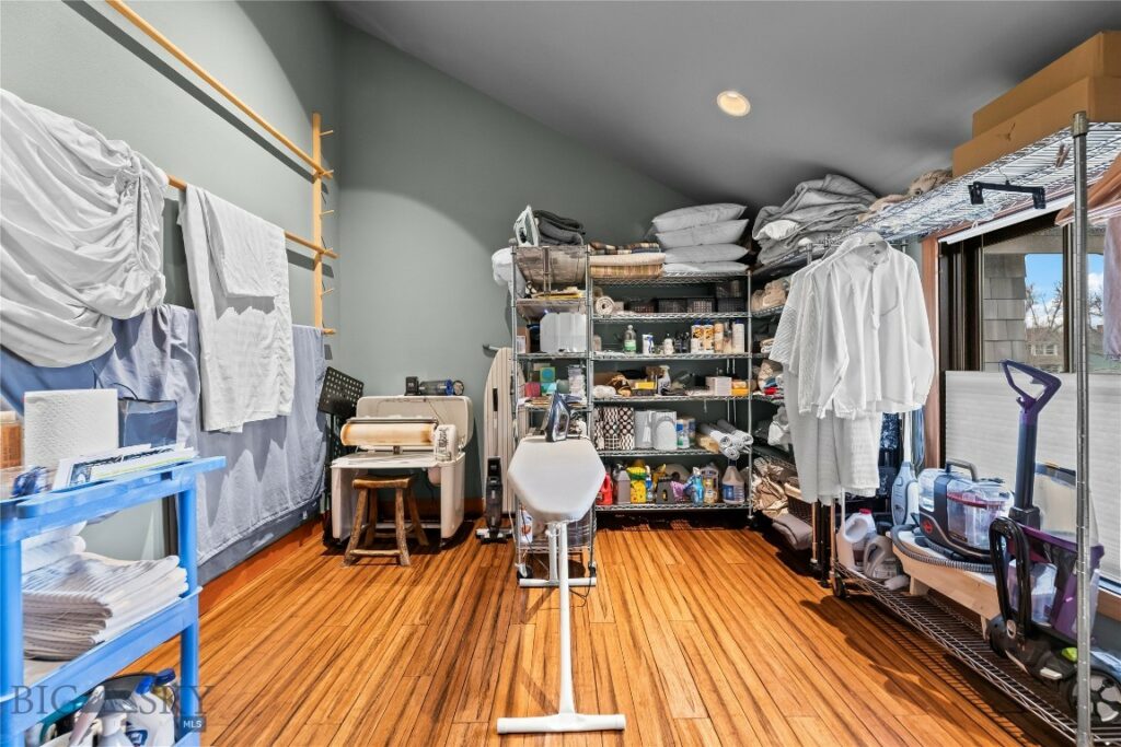 105 S 5th Street, Livingston MT 59047