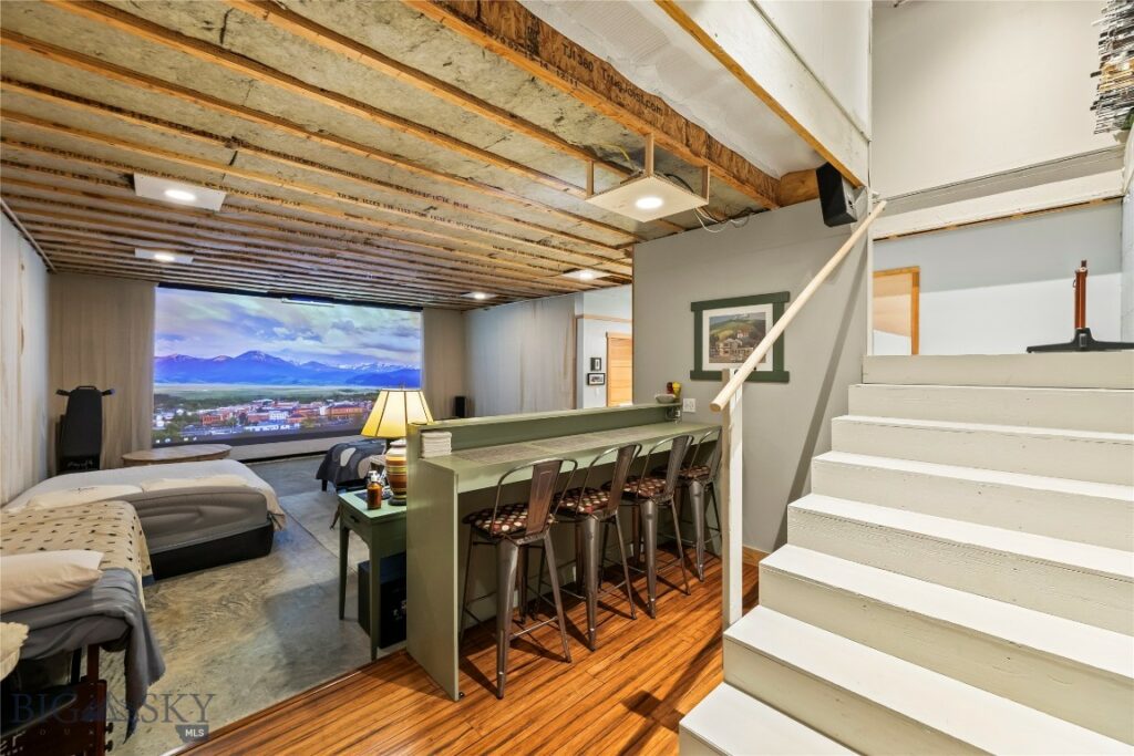 105 S 5th Street, Livingston MT 59047