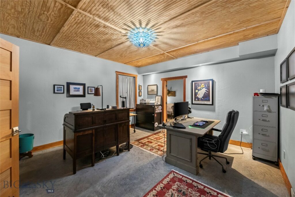 105 S 5th Street, Livingston MT 59047