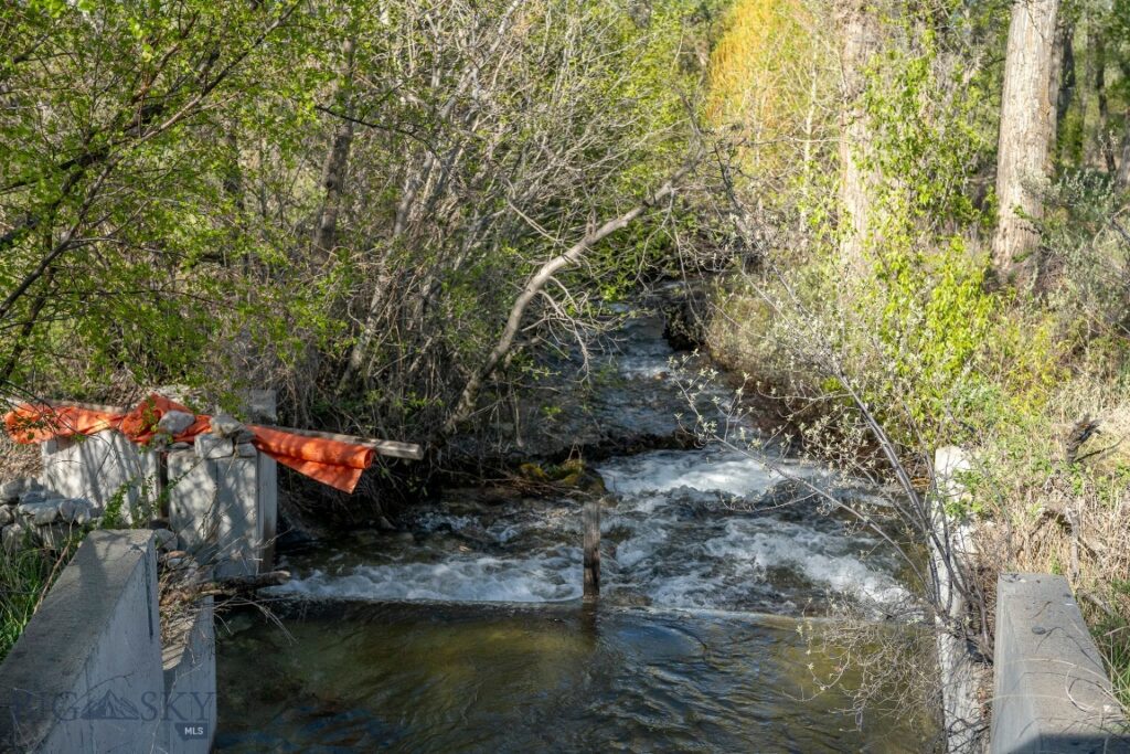 NHN Suce Creek Road, Livingston MT 59047