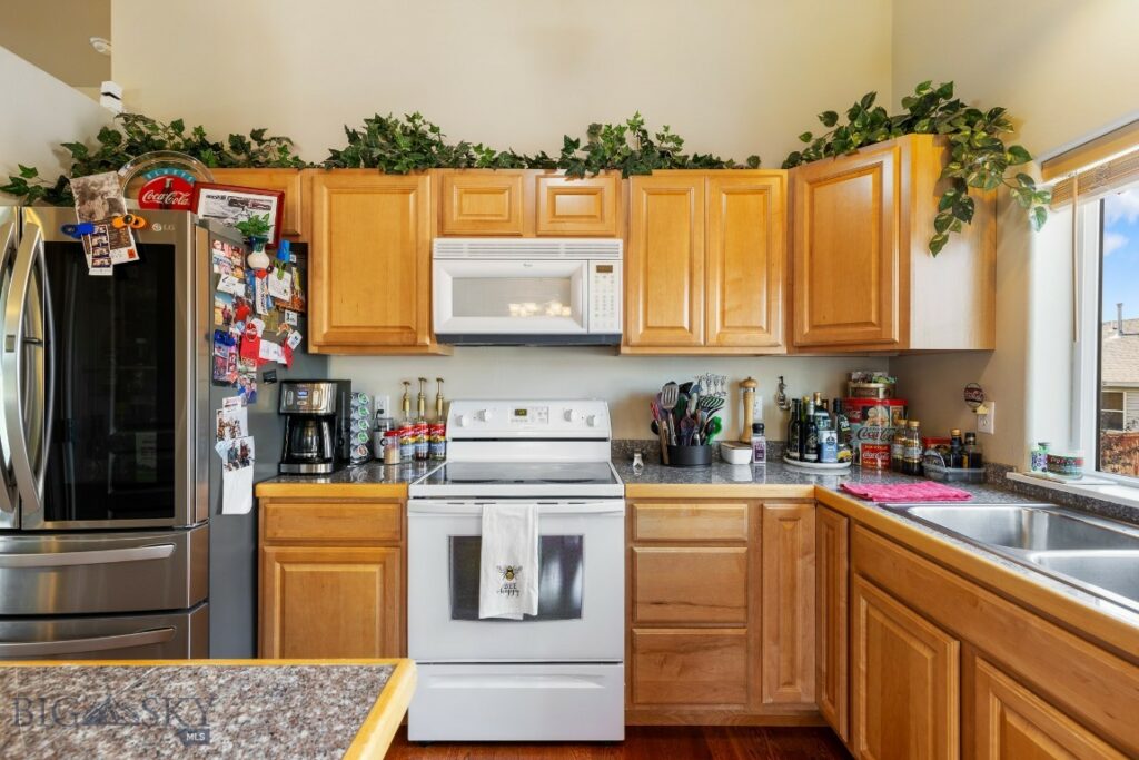 71 Leep Lane, Belgrade MT 59714