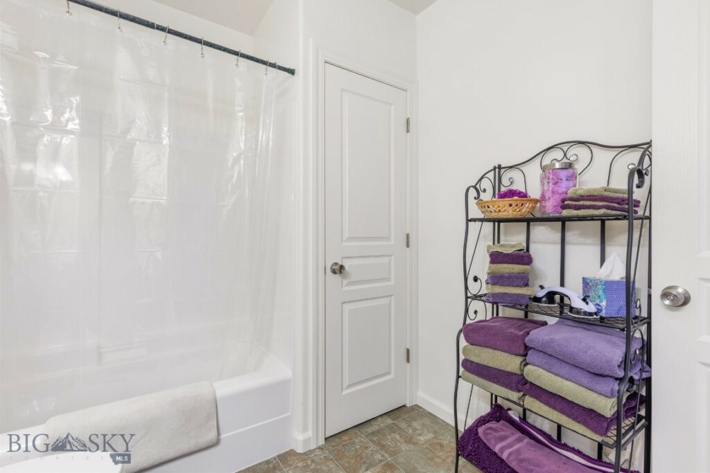 71 Leep Lane, Belgrade MT 59714