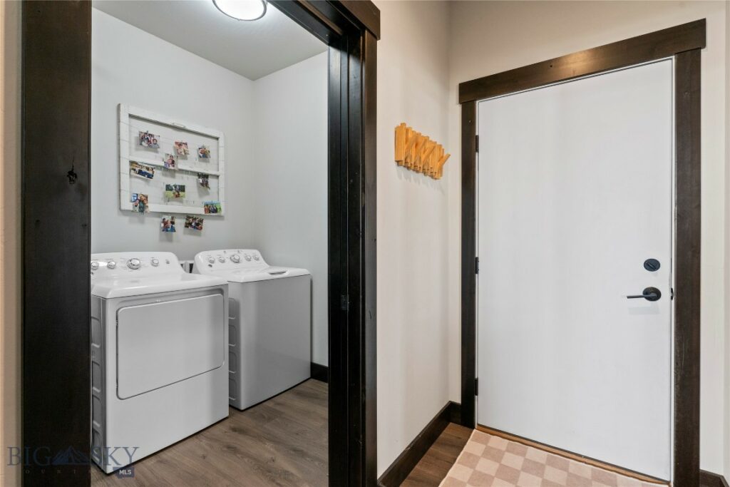 22 Battle Peak Court, Bozeman MT 59718