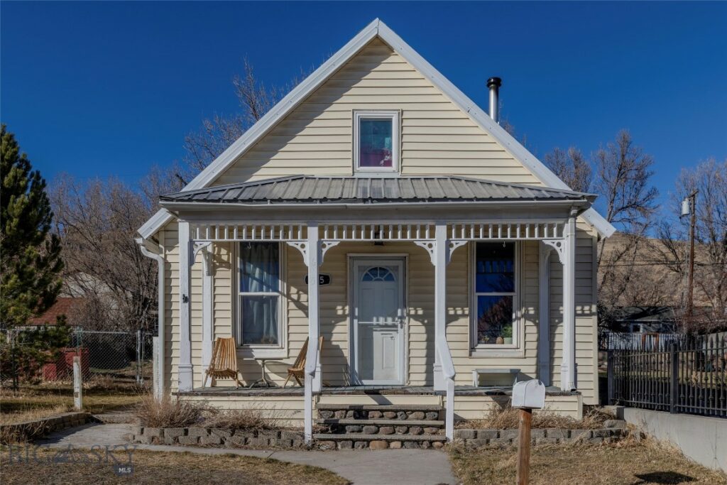 615 E Gallatin, Livingston MT 59047