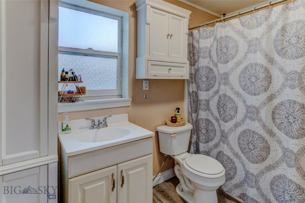 615 E Gallatin, Livingston MT 59047