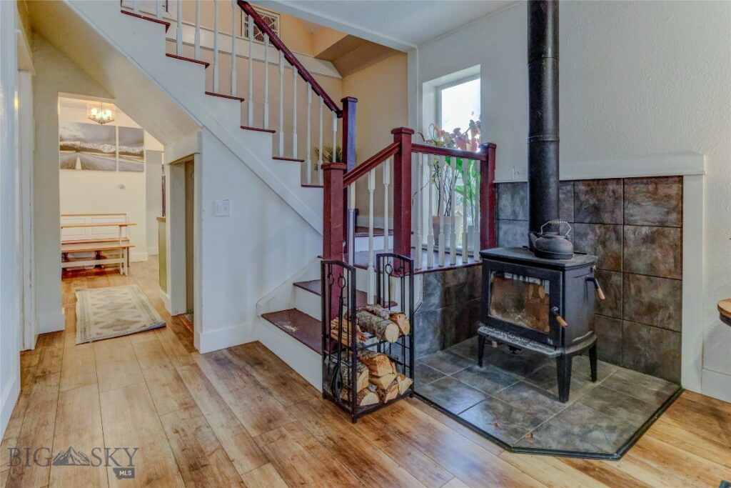 615 E Gallatin, Livingston MT 59047