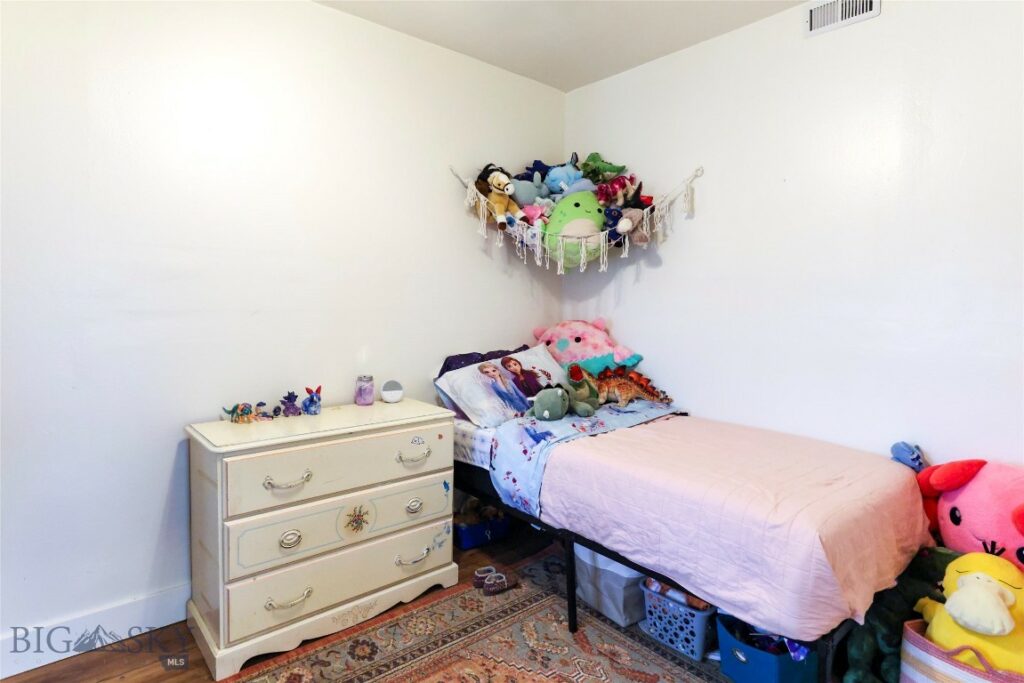 615 E Gallatin, Livingston MT 59047