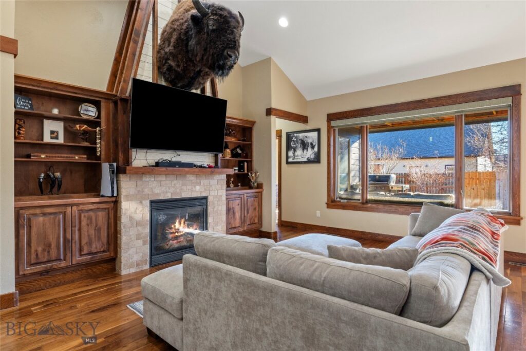 311 Cedar Wood, Bozeman MT 59718