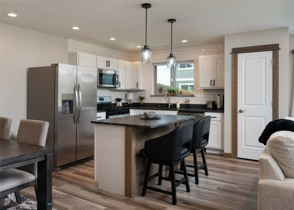 2001 Klaus Avenue, Belgrade MT 59714