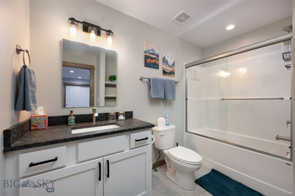 2001 Klaus Avenue, Belgrade MT 59714