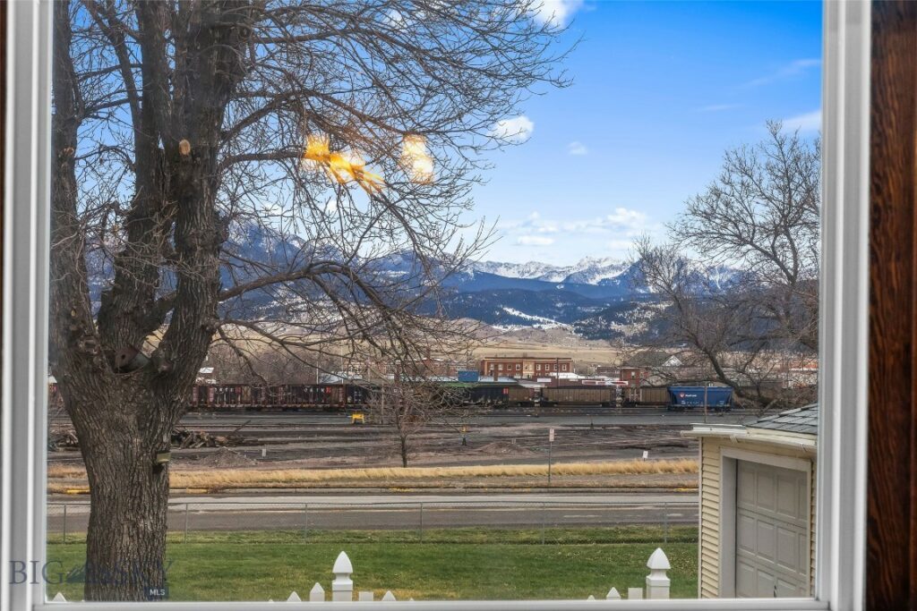 405 N C Street, Livingston MT 59047