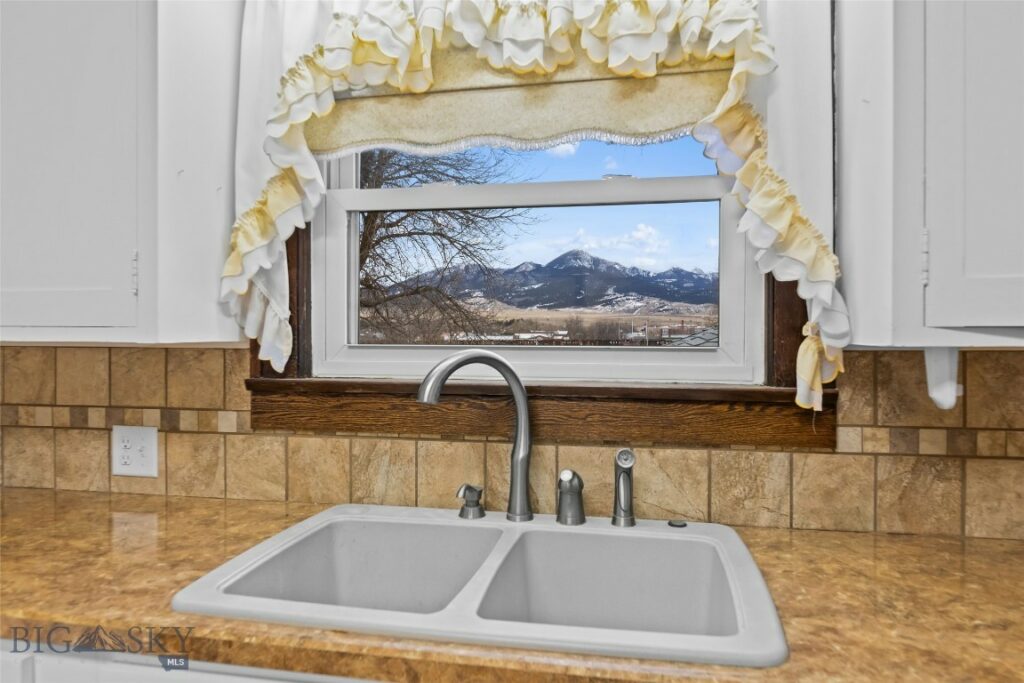 405 N C Street, Livingston MT 59047