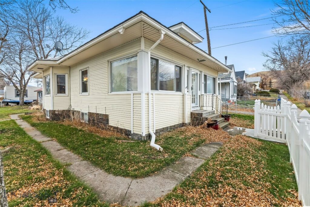 405 N C Street, Livingston MT 59047