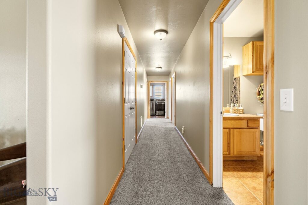 375 Mactavish Lane, Belgrade MT 59714