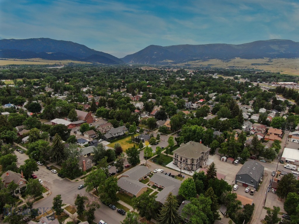 105 N Yellowstone, Livingston MT 59047