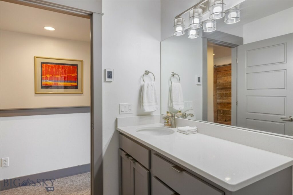 26 Locomotive Loop, Bozeman MT 59718