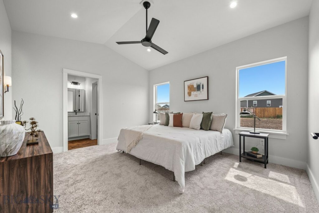 1112 Falcon Ridge Boulevard, Belgrade MT 59714