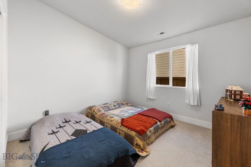 8 N Eldorado Avenue, Bozeman MT 59718