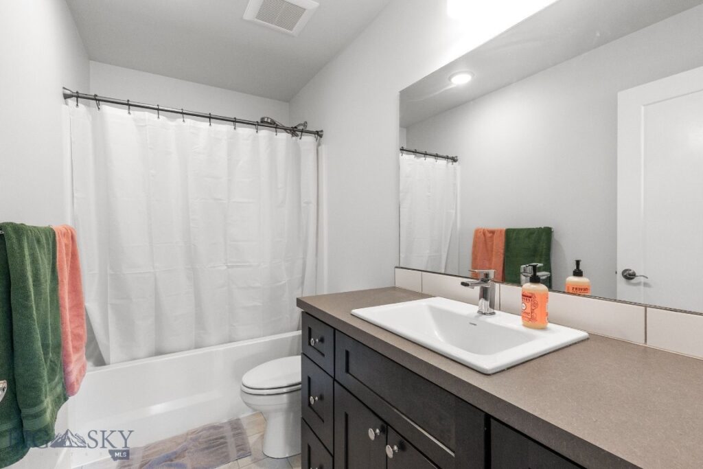 8 N Eldorado Avenue, Bozeman MT 59718