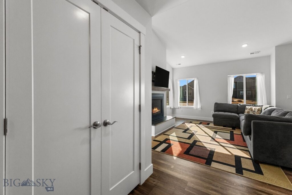 8 N Eldorado Avenue, Bozeman MT 59718