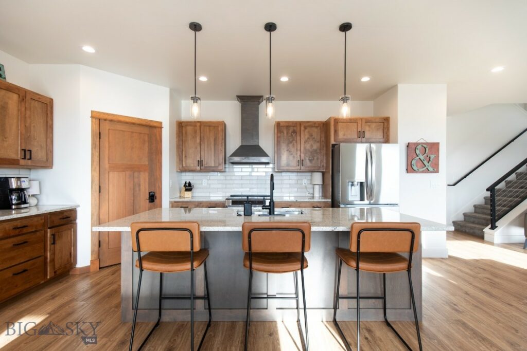 610 Spaniel Lane, Belgrade MT 59714