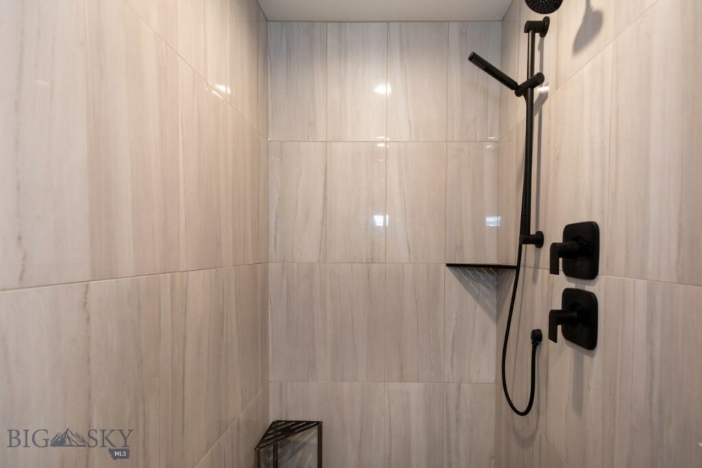 610 Spaniel Lane, Belgrade MT 59714