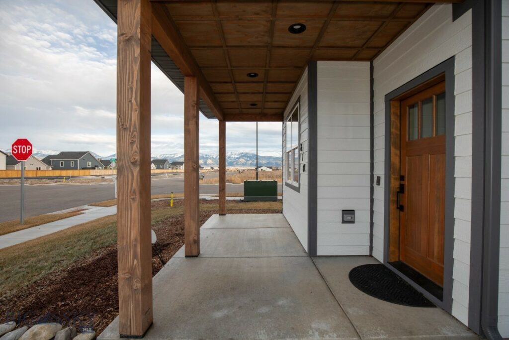 610 Spaniel Lane, Belgrade MT 59714
