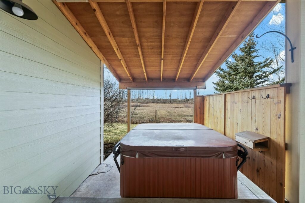 1205 New Holland Drive, Bozeman MT 59718