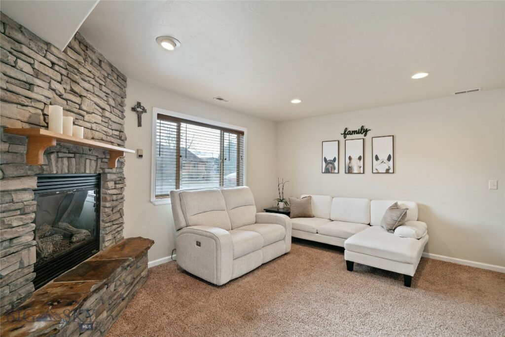 3206 Warbler Way, Bozeman MT 59718