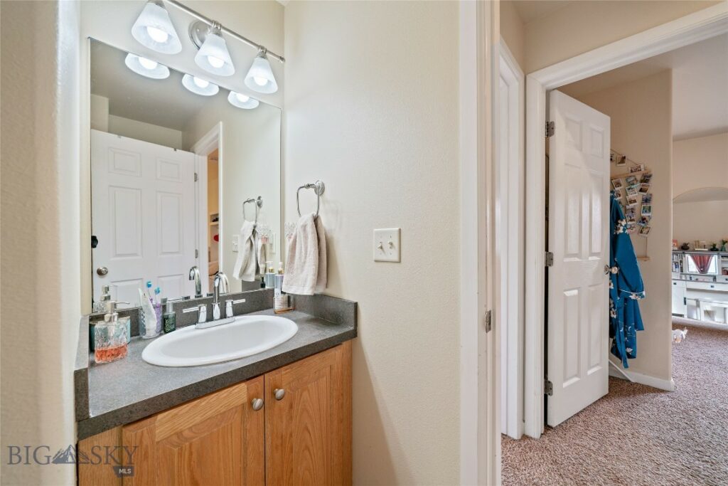 3206 Warbler Way, Bozeman MT 59718