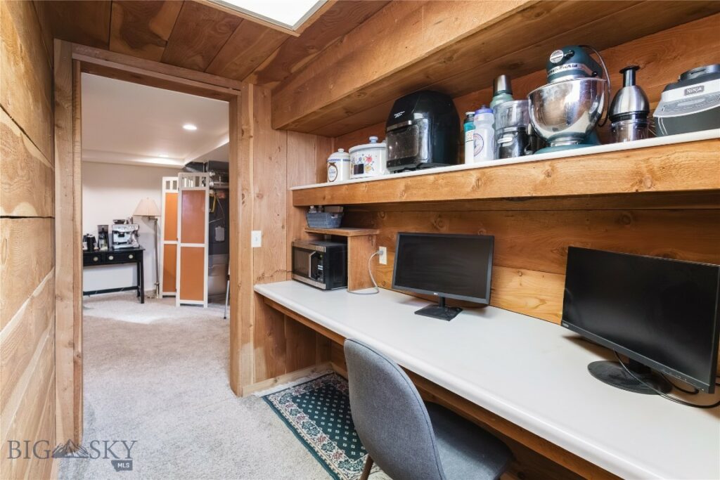 1232 N 8th Avenue, Bozeman MT 59715