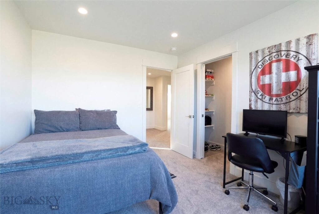 18 Arrow Peak Court, Bozeman MT 59718