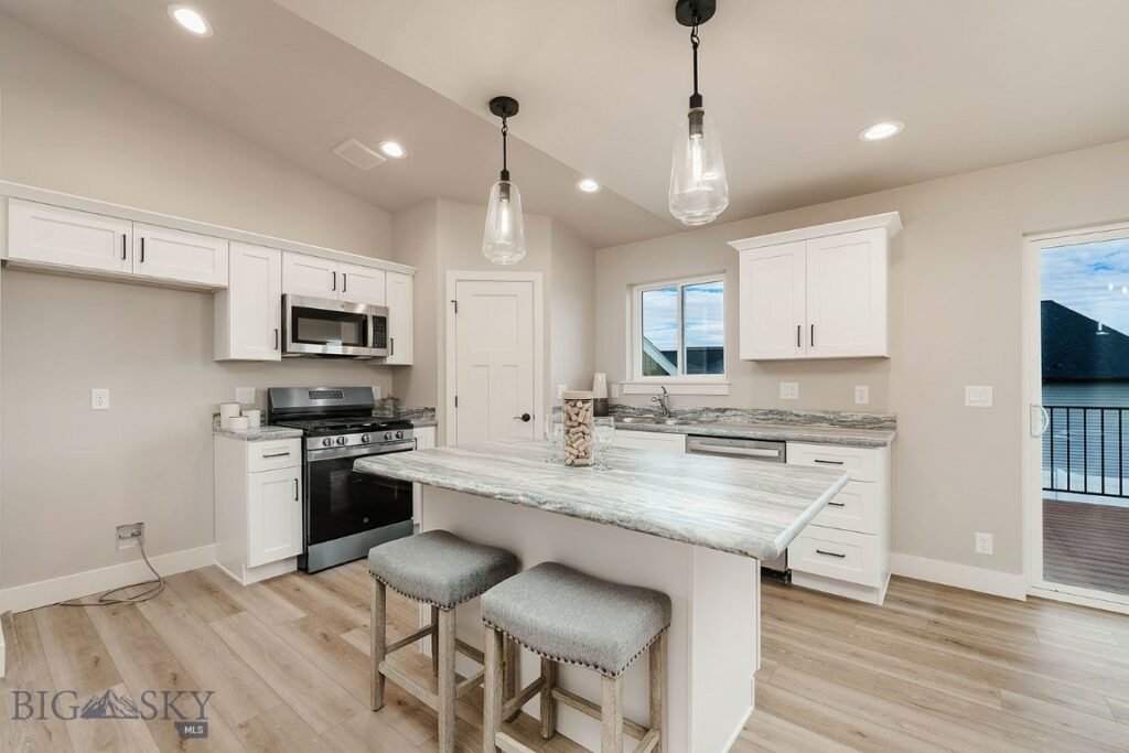 2305 Oriole Drive, Belgrade MT 59714